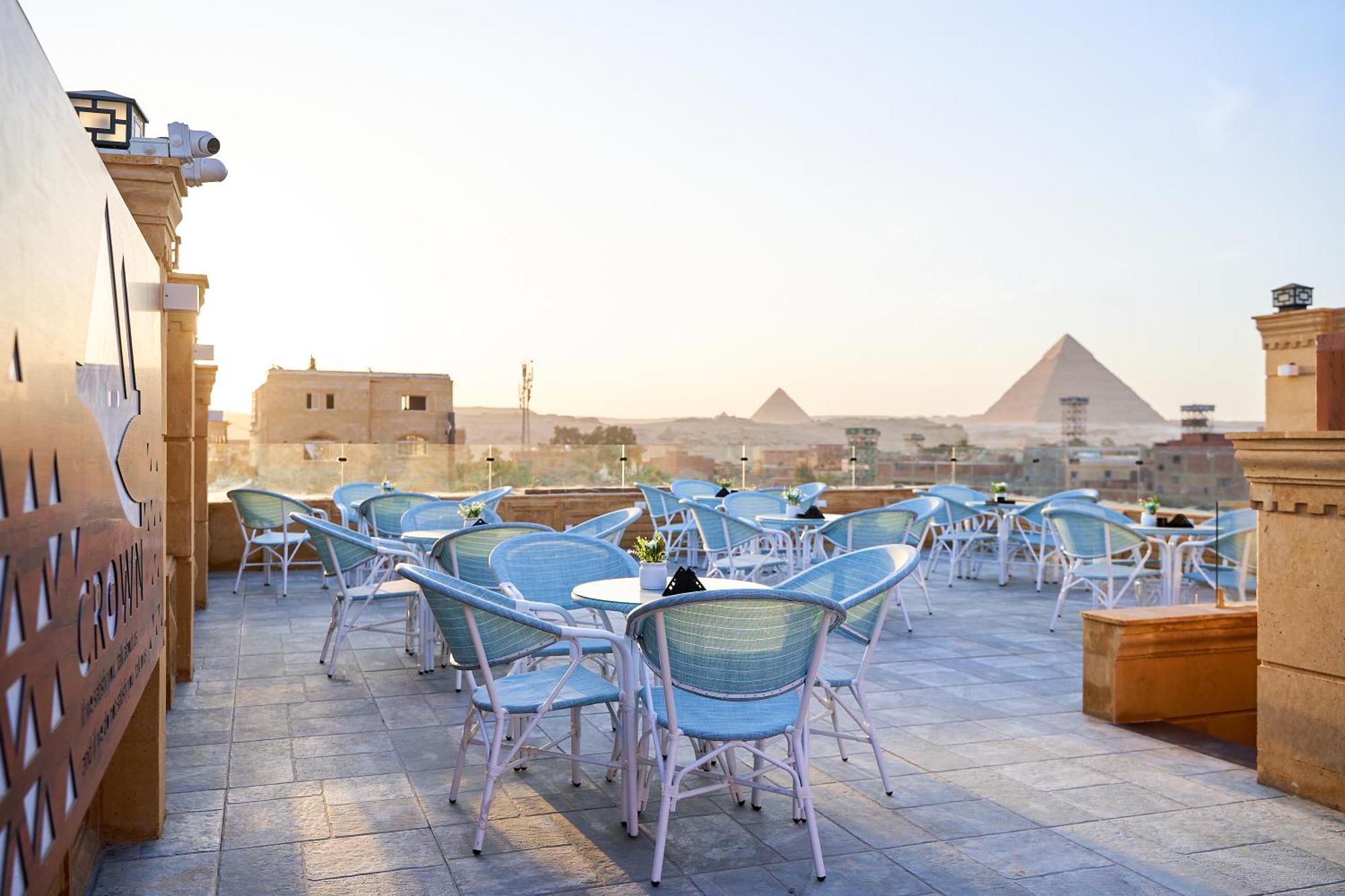 Crown Pyramids View Hotel Giza Exterior photo