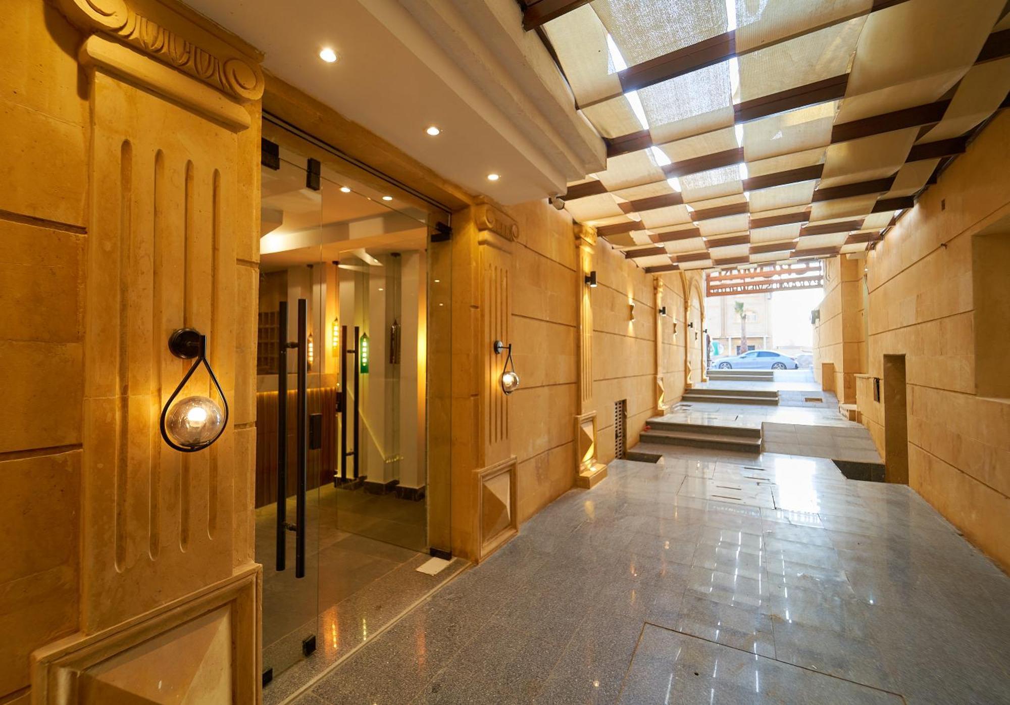 Crown Pyramids View Hotel Giza Exterior photo